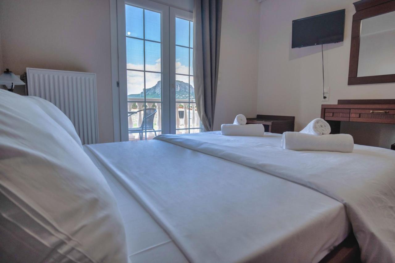 Spilaio At Meteora Hotel Kalambaka Eksteriør billede