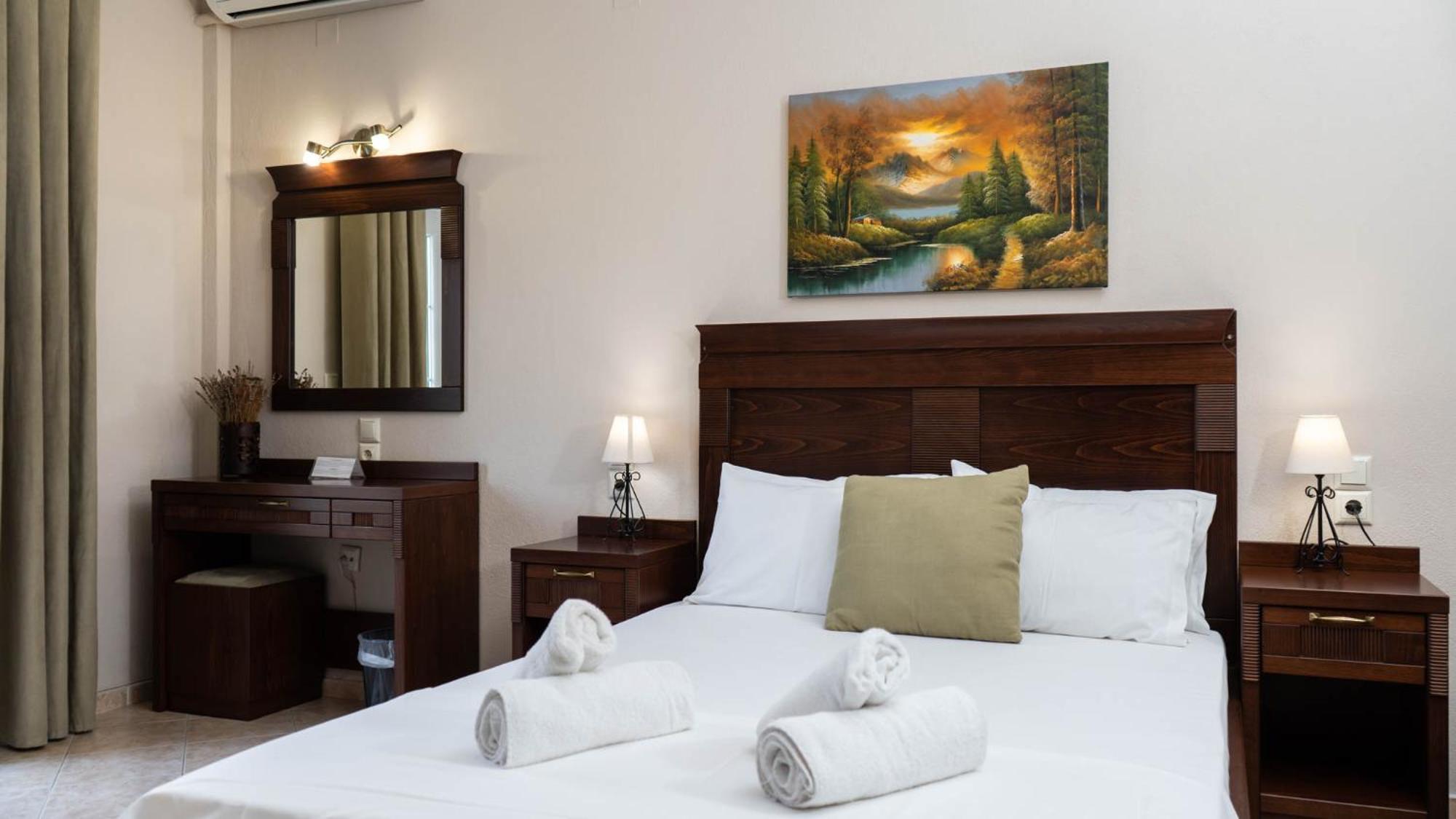 Spilaio At Meteora Hotel Kalambaka Eksteriør billede