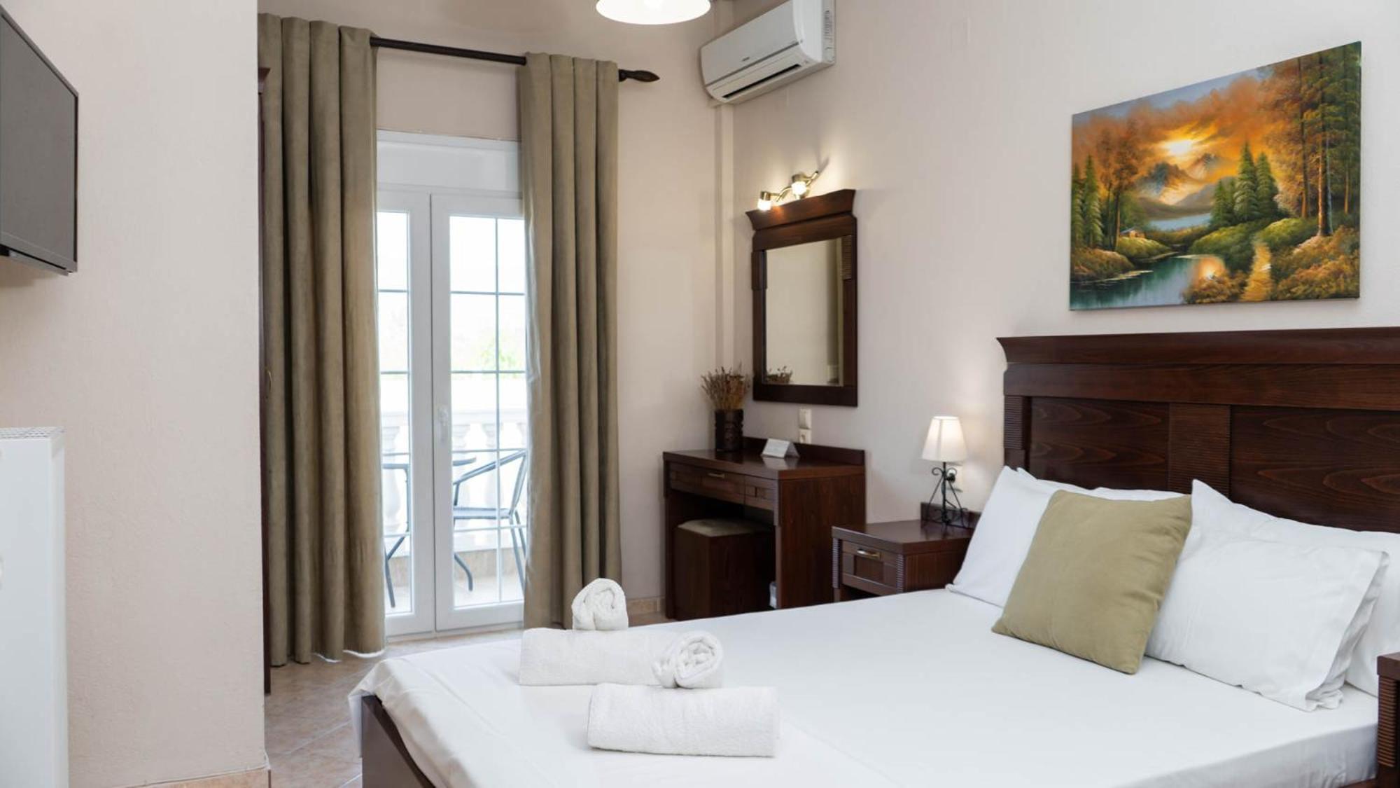 Spilaio At Meteora Hotel Kalambaka Eksteriør billede
